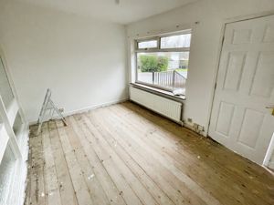 Dining Room- click for photo gallery